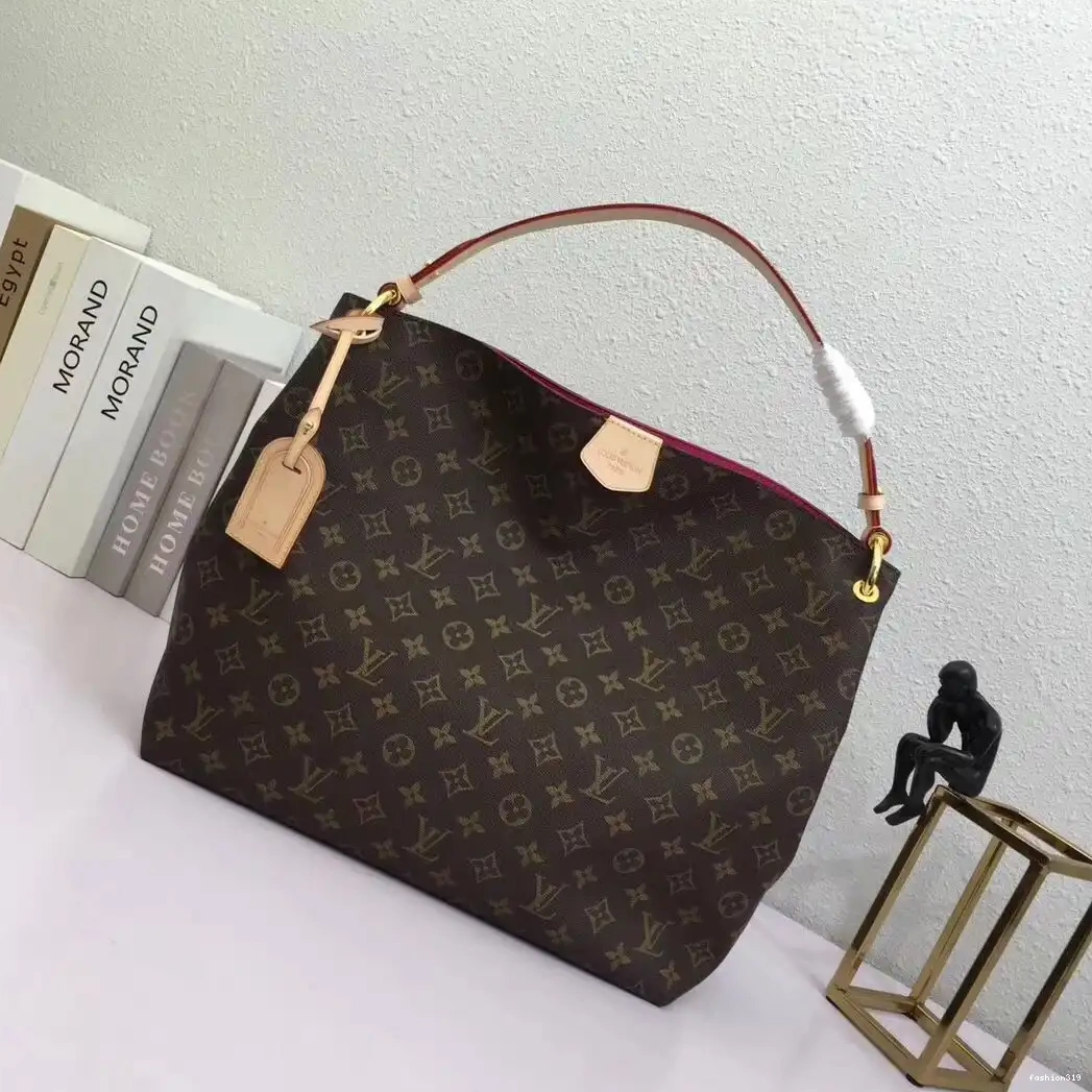 Vuitton Louis MM GRACEFUL 0504
